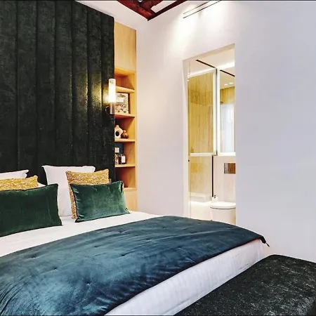 Appartement Je Propose A La Location Un Moderne A Parijs